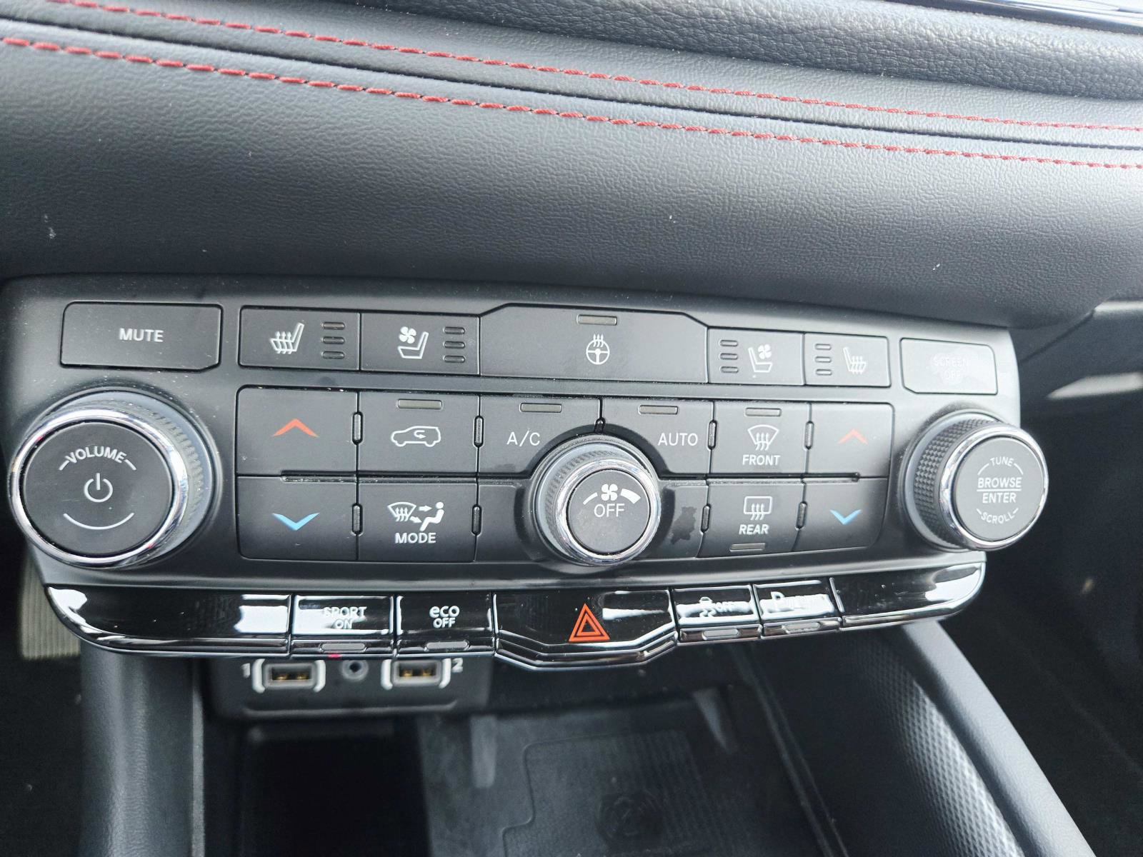 Used 2024 Dodge Durango R/T image 34