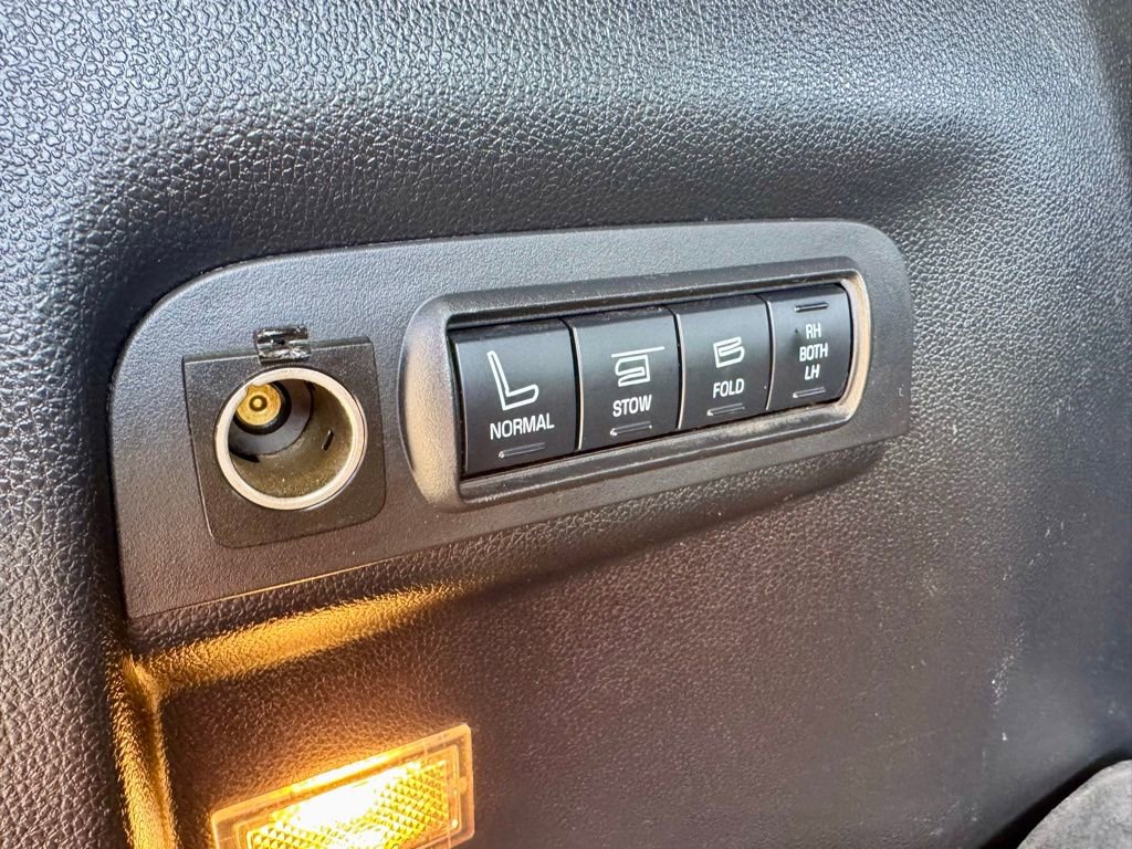Used 2017 Ford Explorer Sport w/ Equipment Group 401A AWD/4WD image 7