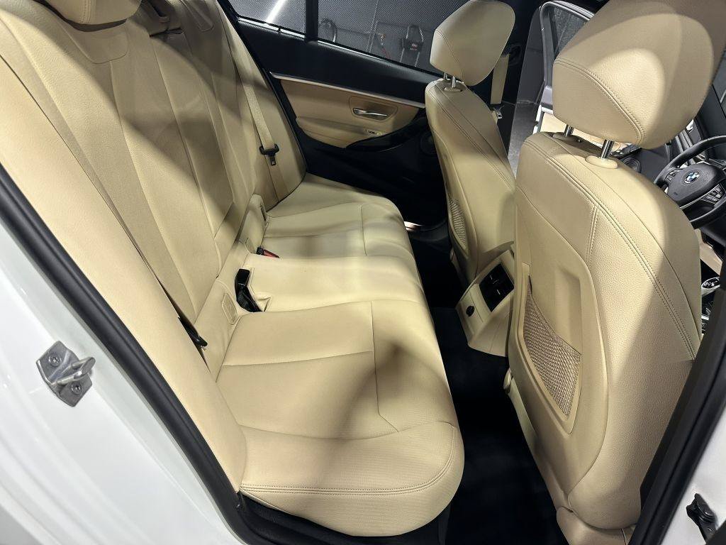 Used 2017 BMW 330i Sedan RWD image 39