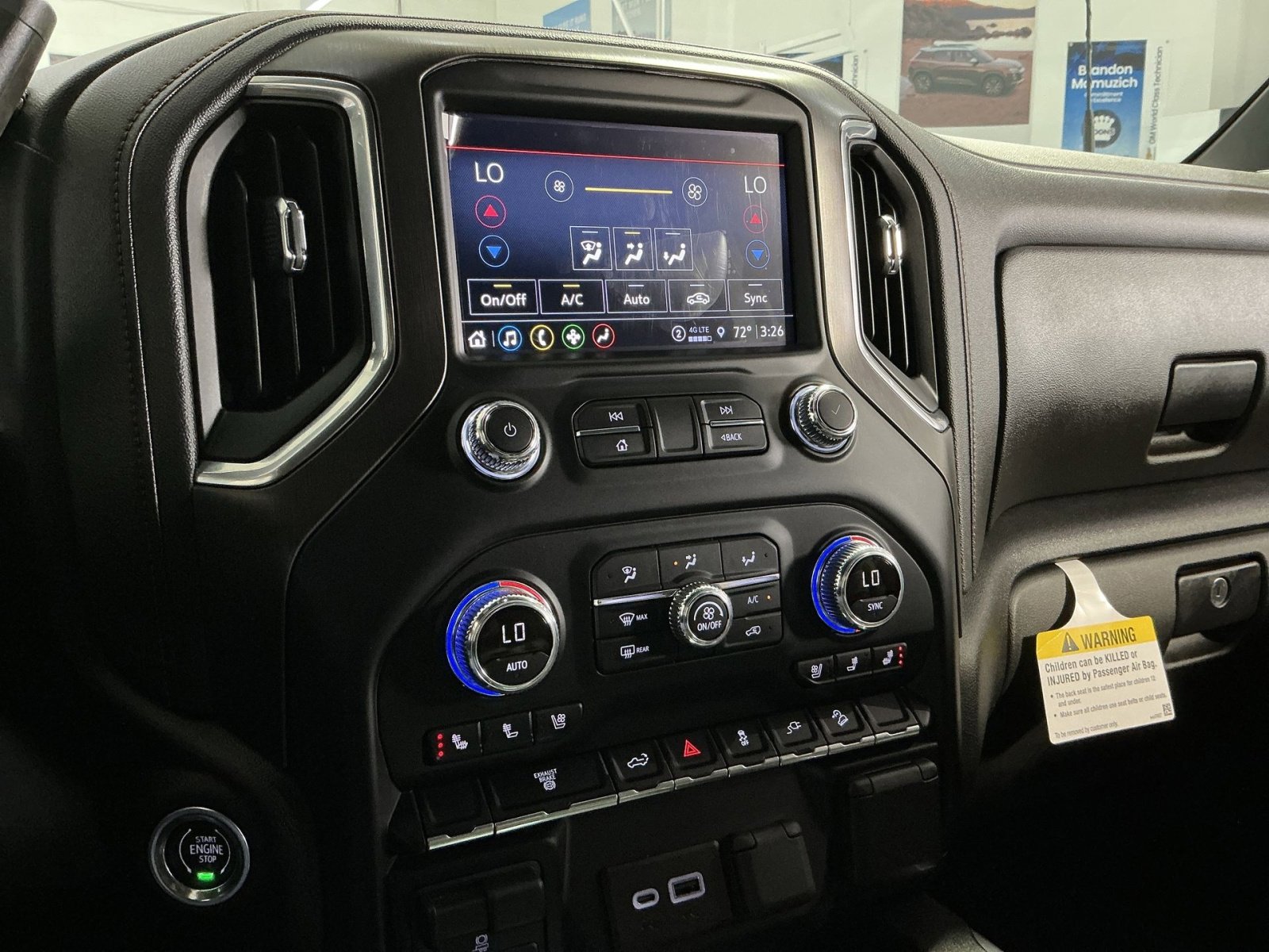 Used 2023 GMC Sierra 3500 AT4 image 29