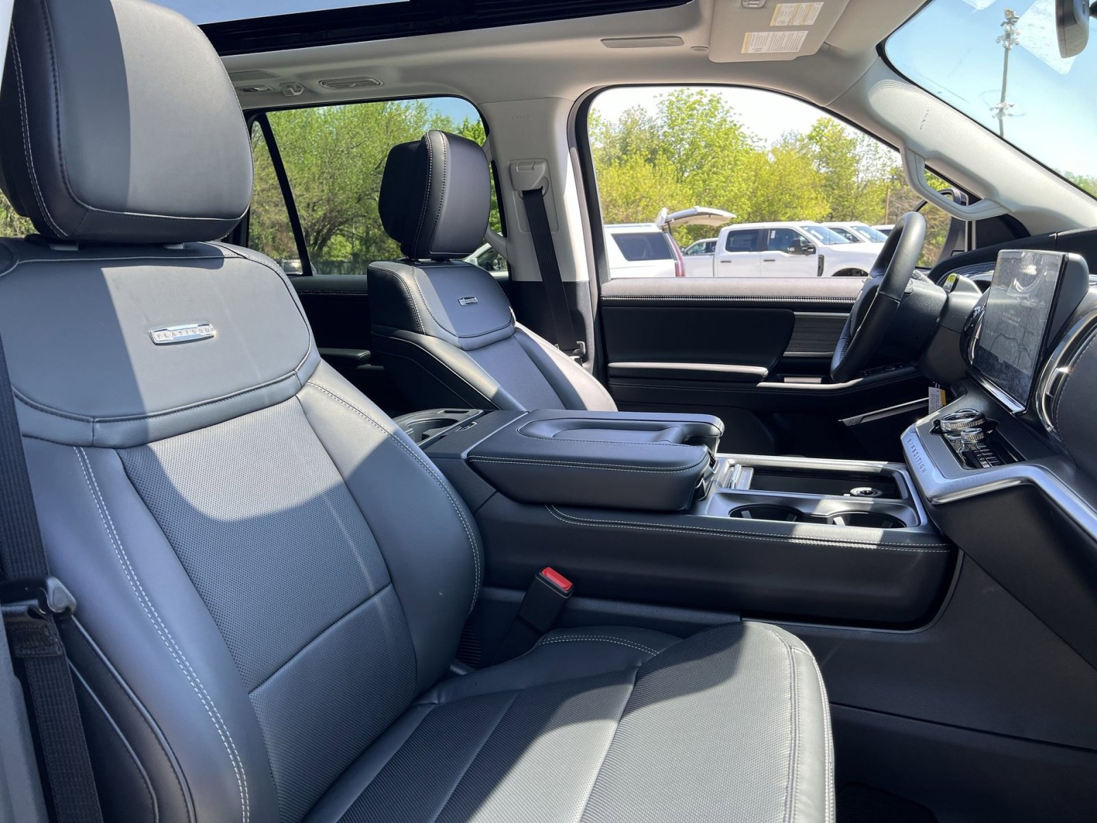 New 2026 Ford Expedition Max Platinum w/ Driver's Package AWD/4WD image 28