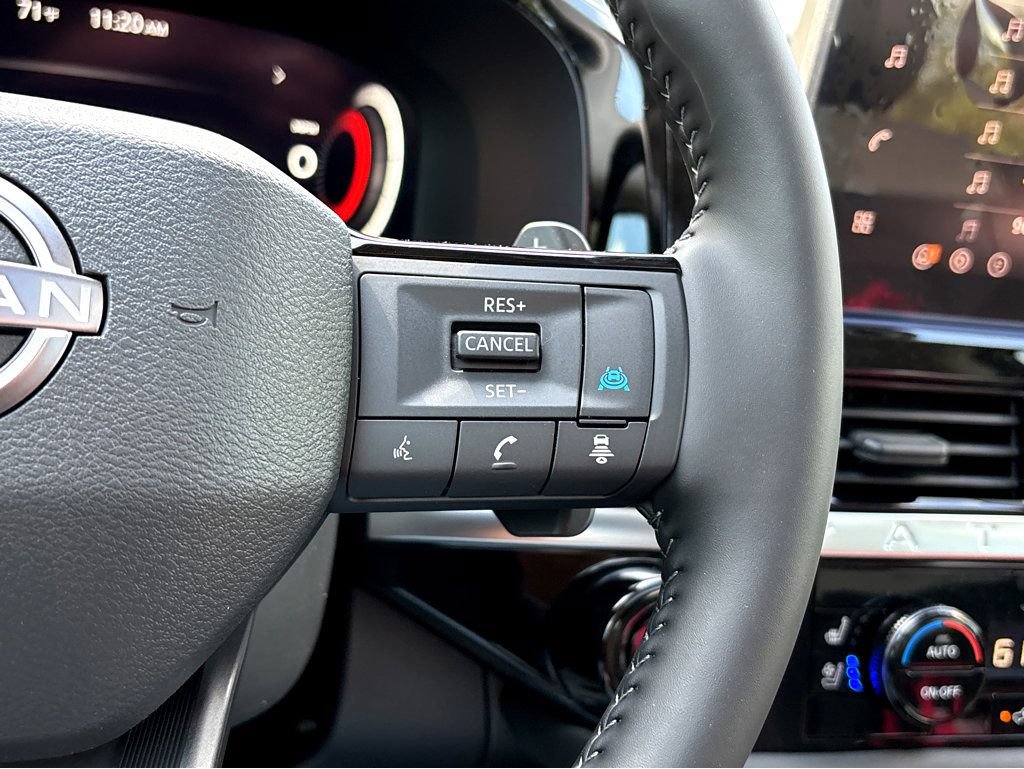 New 2026 Nissan Pathfinder Platinum FWD image 18