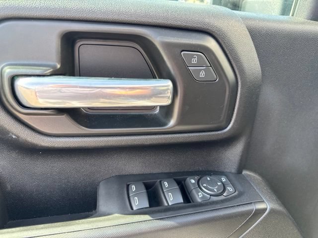 Used 2025 Chevrolet Silverado 2500 Custom w/ Custom Value Package AWD/4WD image 17