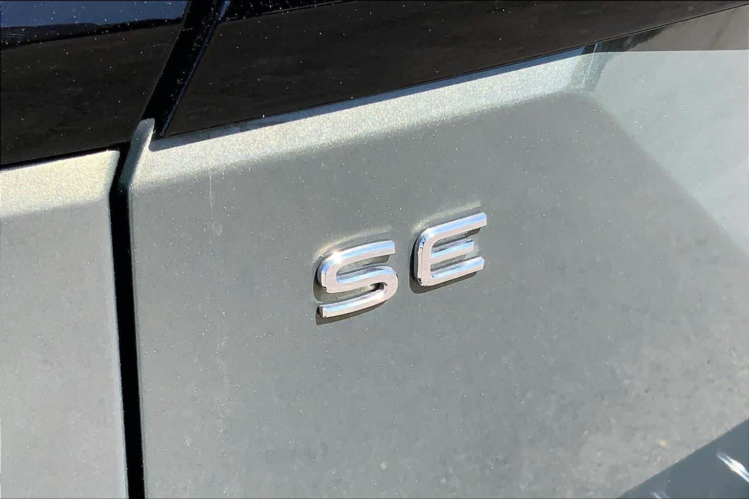Used 2026 Volkswagen Atlas Peak Edition AWD/4WD image 10