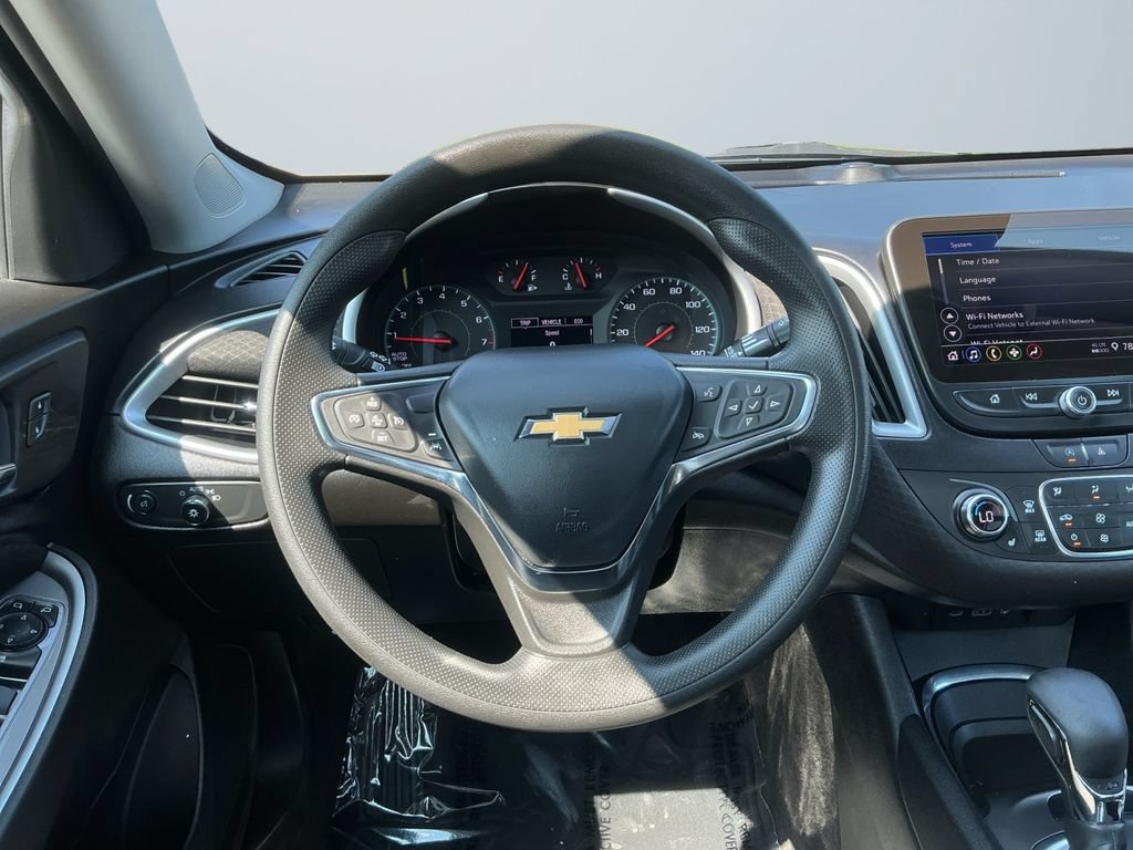 Used 2023 Chevrolet Malibu LT FWD image 13