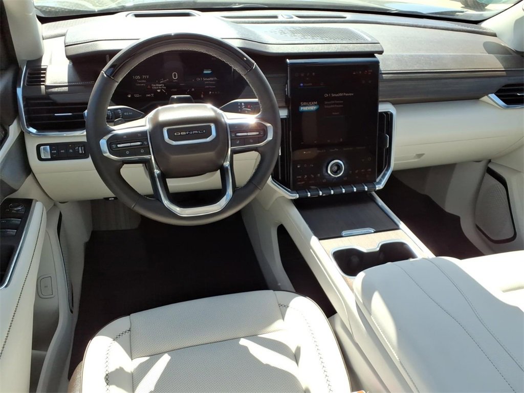 Certified 2025 GMC Acadia Denali w/ Super Cruise Package image 14