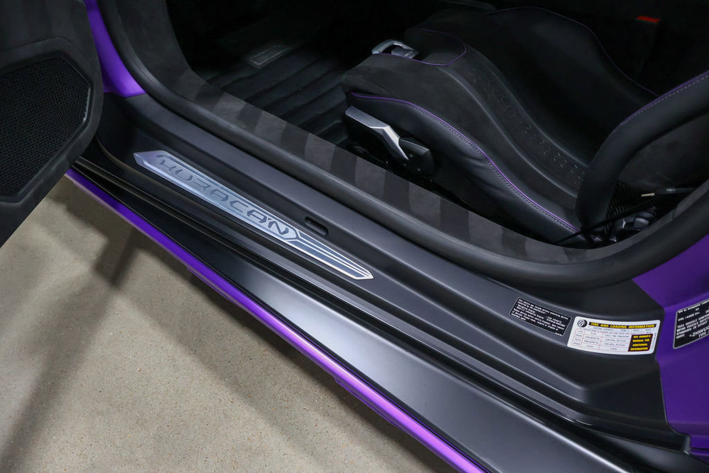 Used 2024 Lamborghini Huracan Sterrato AWD/4WD image 28