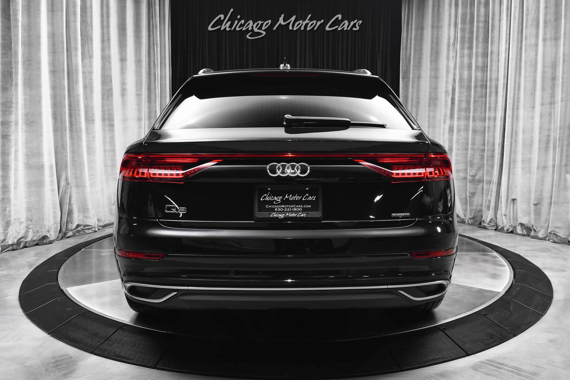 Used 2022 Audi Q8 Prestige w/ Prestige Package AWD/4WD image 4