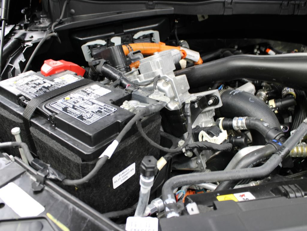 Used 2025 Ford F150 Lariat AWD/4WD image 39