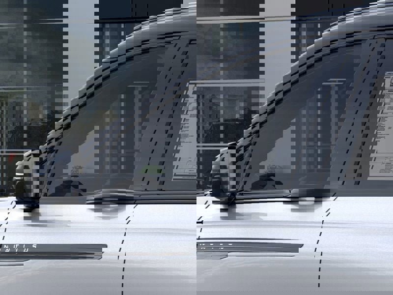 New 2025 Lincoln Nautilus Reserve w/ Jet Appearance Package image 20