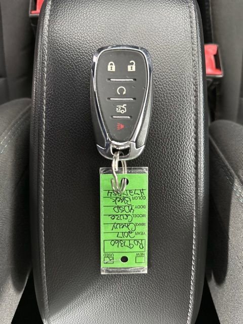 Used 2017 Chevrolet Cruze LT w/ Convenience Package image 31