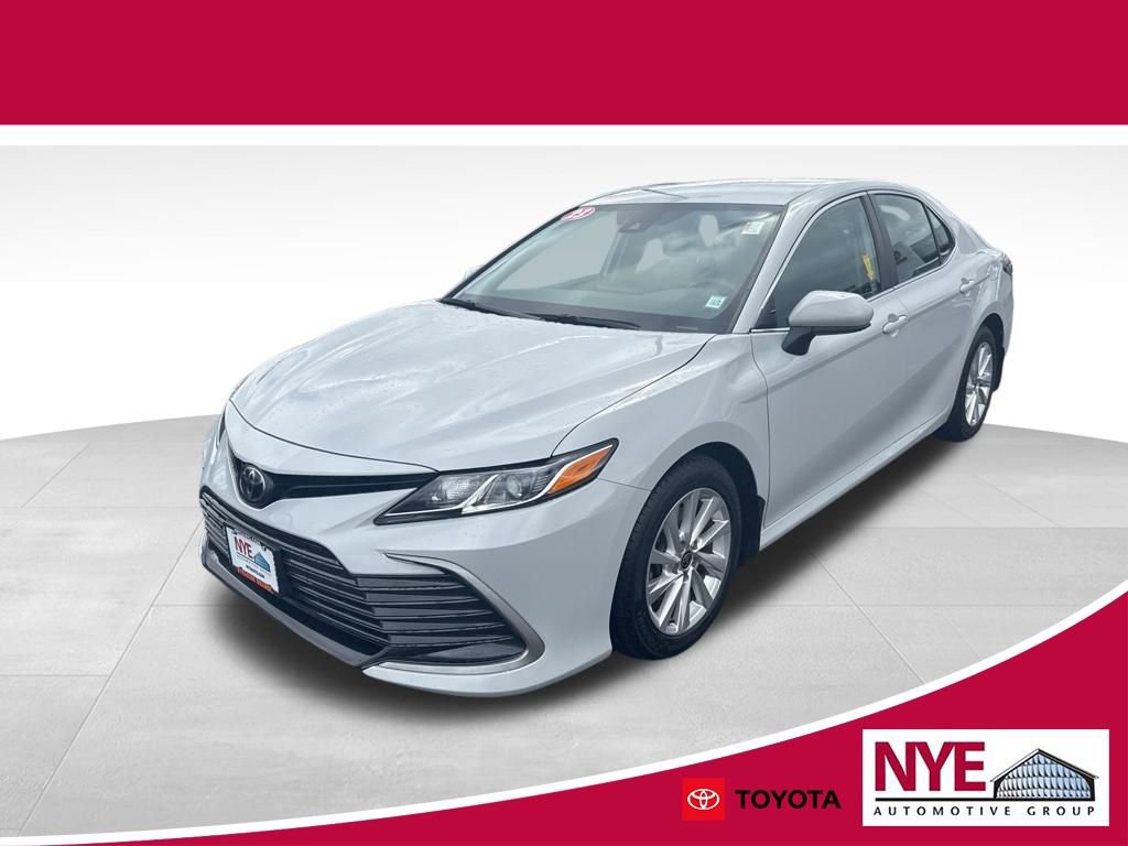 Used 2023 Toyota Camry LE image 1