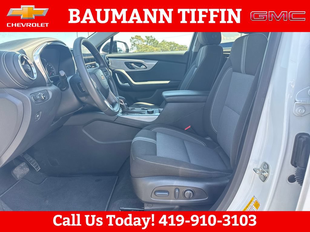 Used 2023 Chevrolet Blazer LT w/ Convenience Package FWD image 17