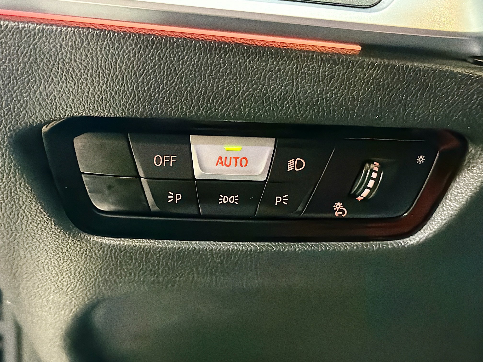 Used 2022 BMW M440i M440i w/ Premium Package image 34