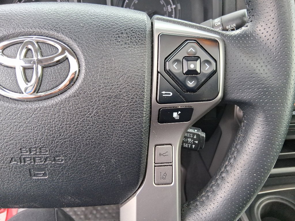 Used 2022 Toyota 4Runner SR5 Premium w/ Moonroof Package image 15