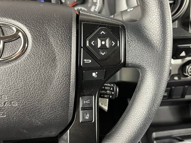 Used 2022 Toyota Tacoma SR AWD/4WD image 13