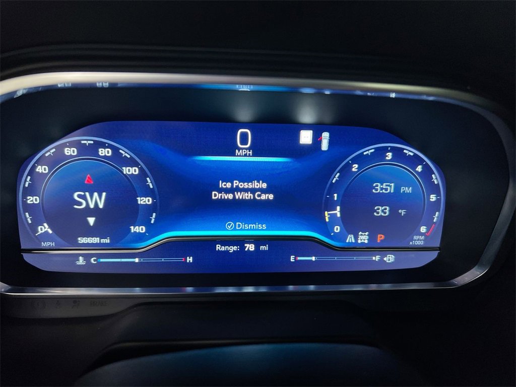 Used 2023 Chevrolet Tahoe Z71 w/ Luxury Package image 11