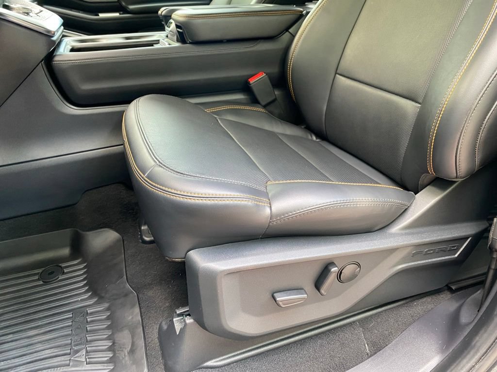 Used 2025 Ford Expedition Tremor AWD/4WD image 25
