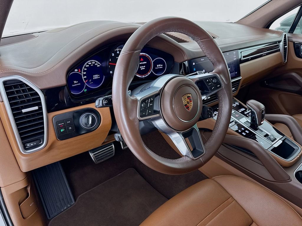Certified 2023 Porsche Cayenne S Platinum AWD/4WD image 4