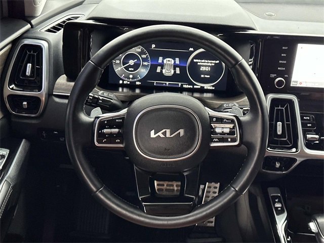 Used 2022 Kia Sorento SX Prestige w/ Rust Color Package image 4