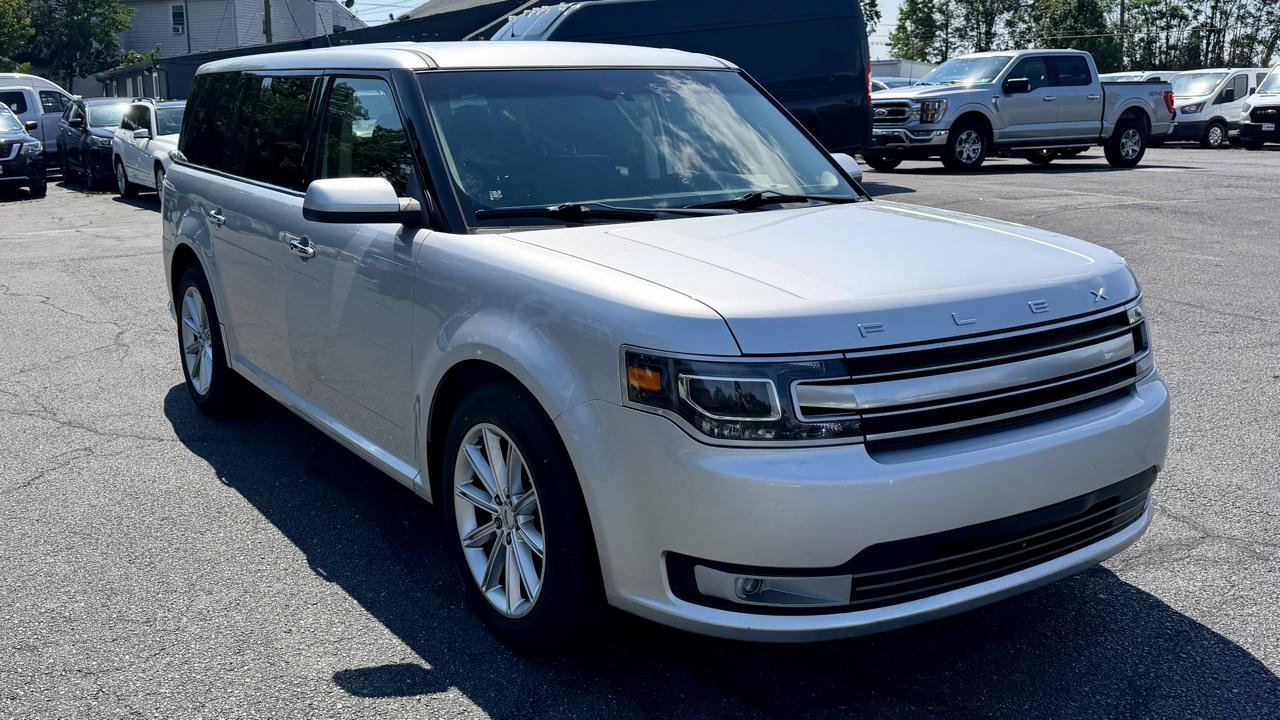 Used 2019 Ford Flex Limited AWD/4WD image 4