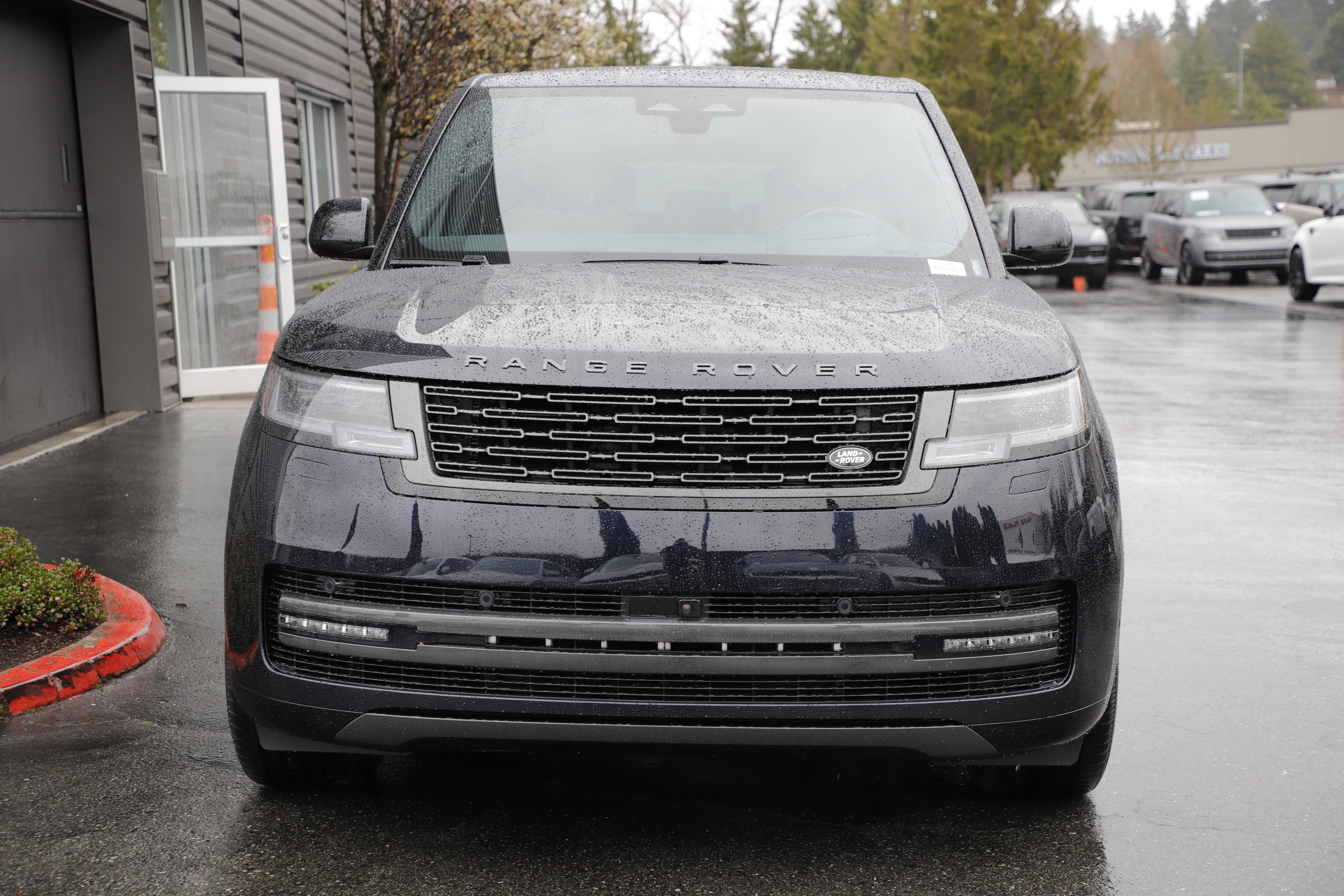 New 2026 Land Rover Range Rover Autobiography image 6