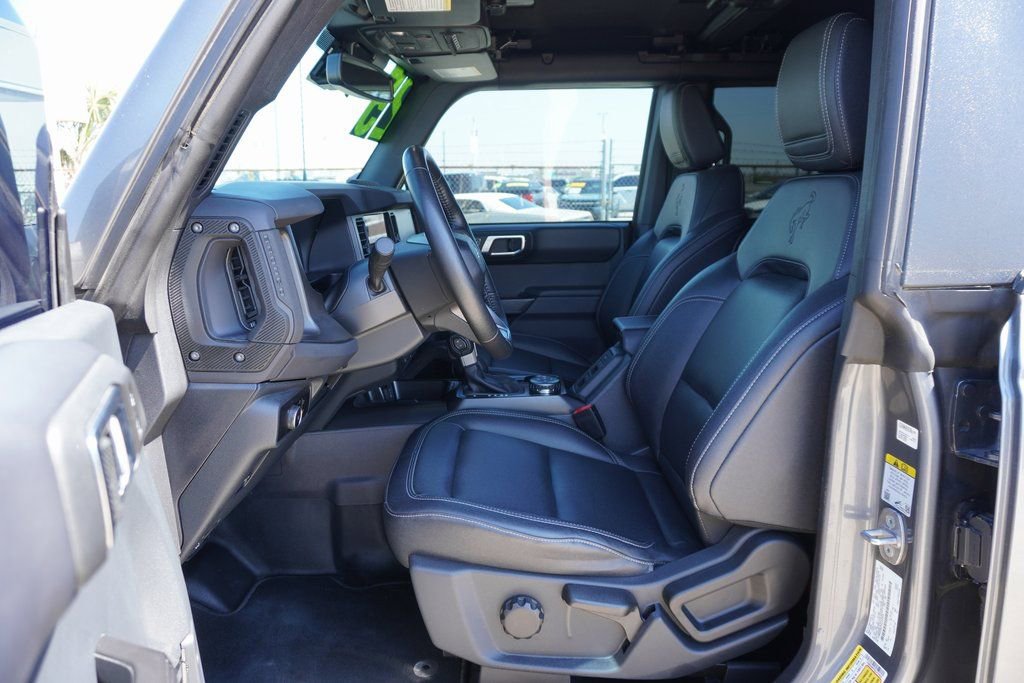 Certified 2025 Ford Bronco Badlands AWD/4WD image 7