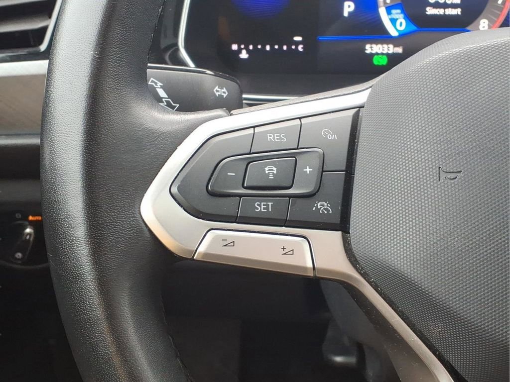 Used 2024 Volkswagen Jetta SE image 15