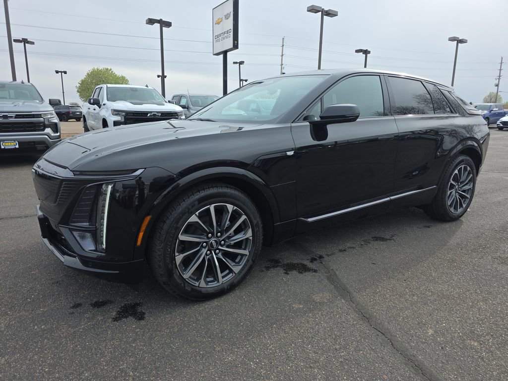 New 2026 Cadillac Lyriq Sport image 1