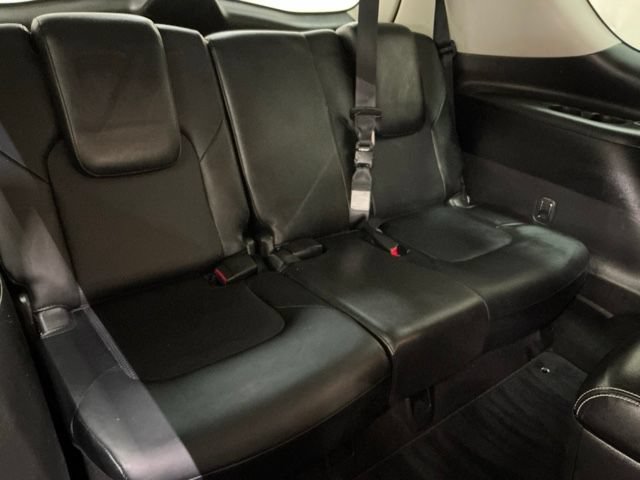 Used 2017 INFINITI QX80 4WD w/ Driver Assistance Package image 19