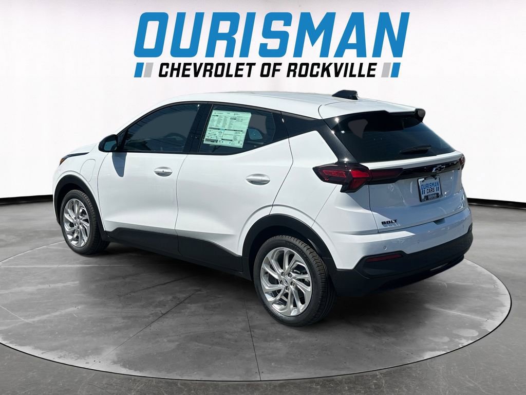 New 2027 Chevrolet Bolt LT image 4