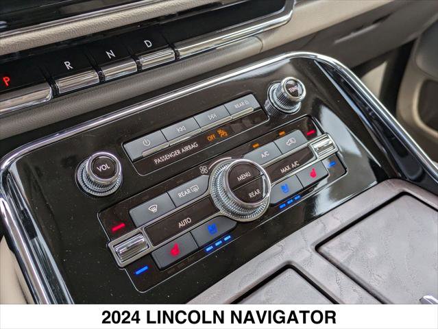 New 2024 Lincoln Navigator Reserve image 20