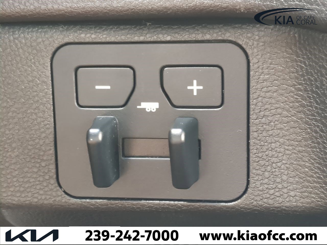 Used 2022 Toyota Tundra SR5 image 22