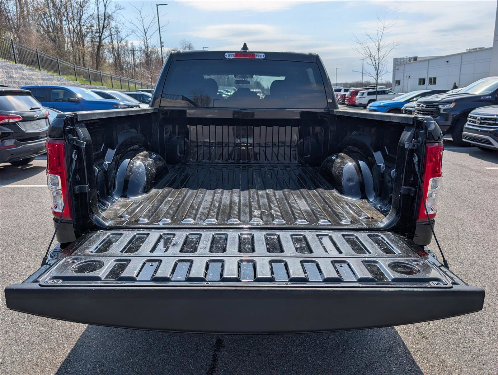 Used 2022 RAM 1500 Big Horn AWD/4WD image 13
