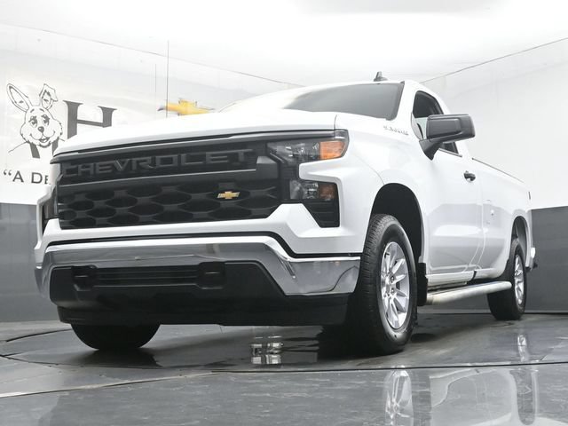 Used 2025 Chevrolet Silverado 1500 W/T RWD image 4