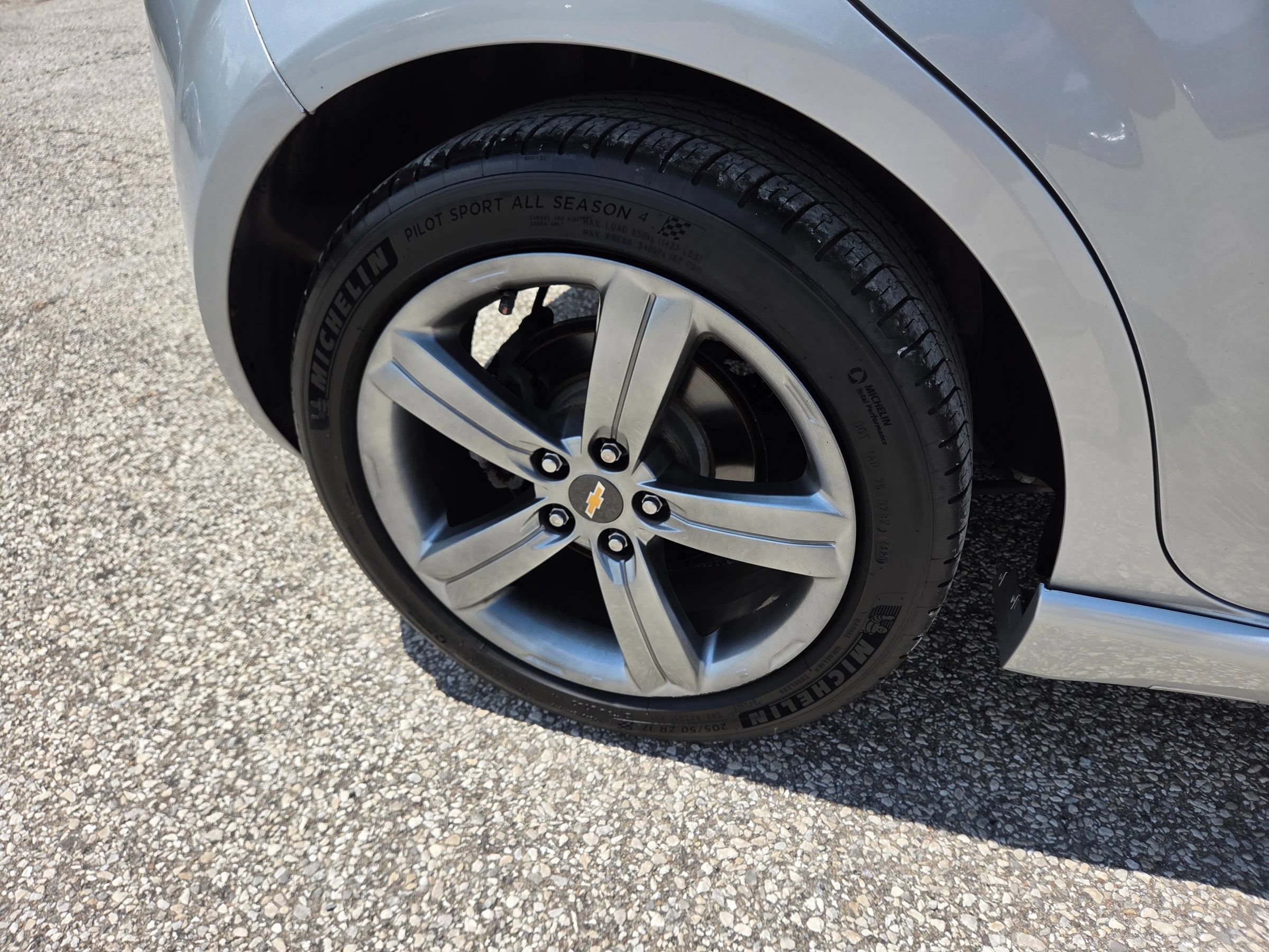 Used 2015 Chevrolet Sonic RS w/ Advanced Safety Package FWD image 10