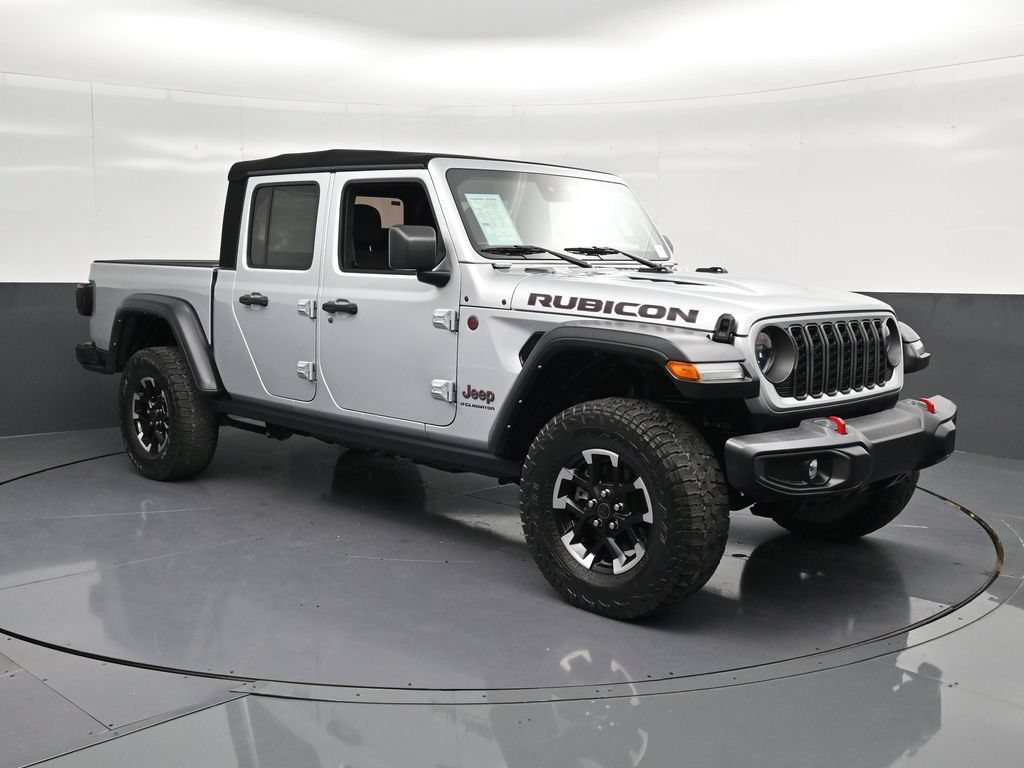 Used 2024 Jeep Gladiator Rubicon w/ Safety Group AWD/4WD image 5