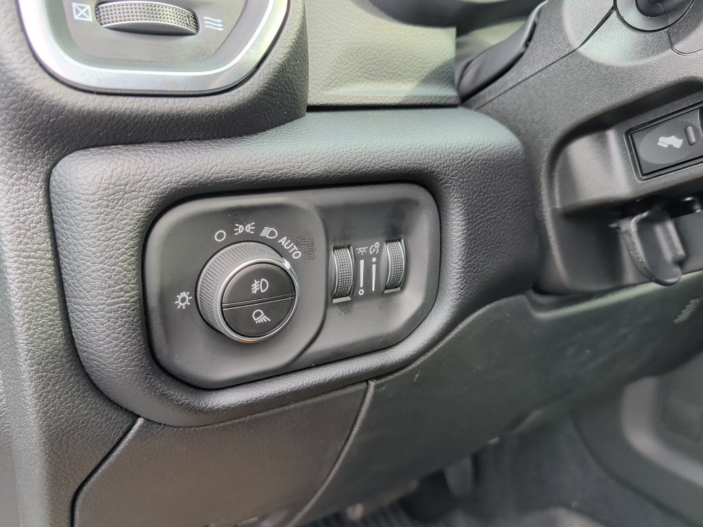 New 2027 RAM 2500 Laramie AWD/4WD image 20