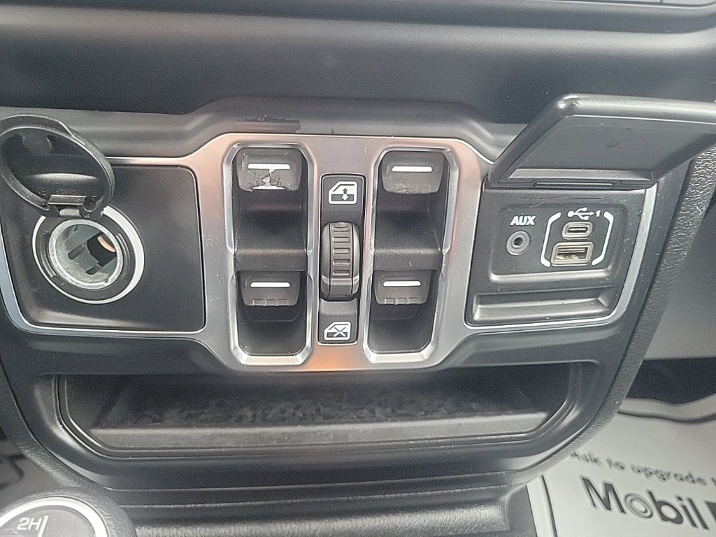 Used 2021 Jeep Wrangler Unlimited Sport image 16