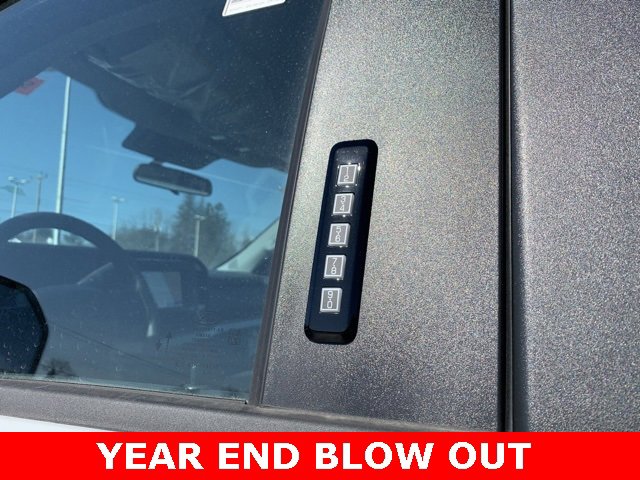 New 2024 Ford F350 XLT w/ FX4 Off-Road Package image 9