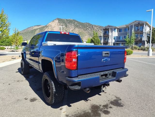 Used 2017 Chevrolet Silverado 1500 LT w/ All Star Edition AWD/4WD image 5