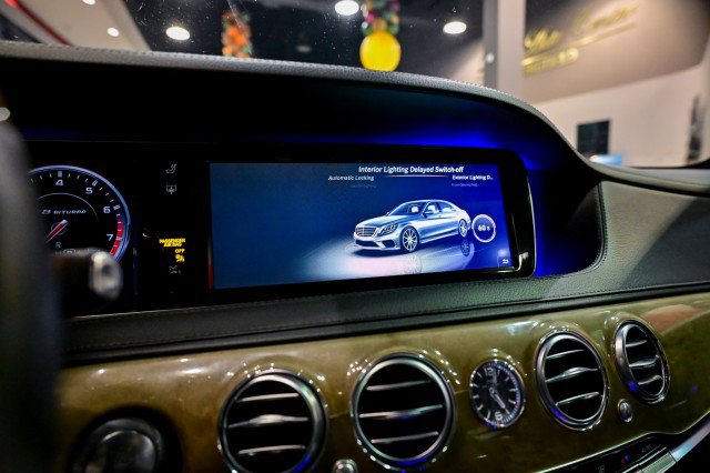 Used 2014 Mercedes-Benz S 63 AMG 4MATIC Sedan image 24