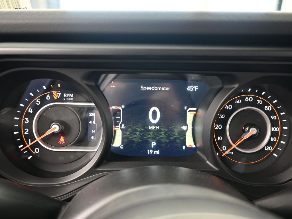 Used 2025 Jeep Gladiator Sport image 13