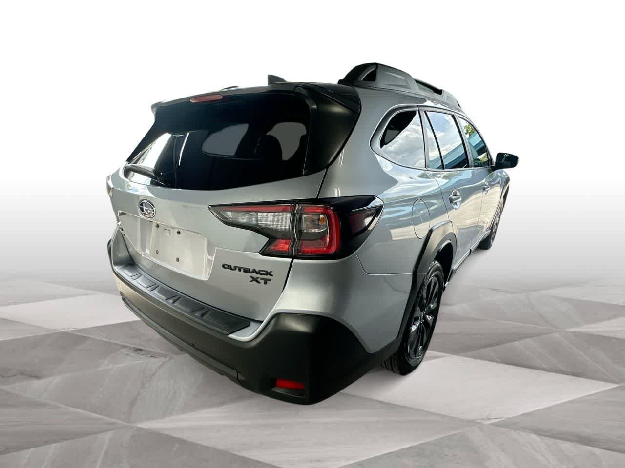 Used 2025 Subaru Outback Onyx Edition XT AWD/4WD image 8