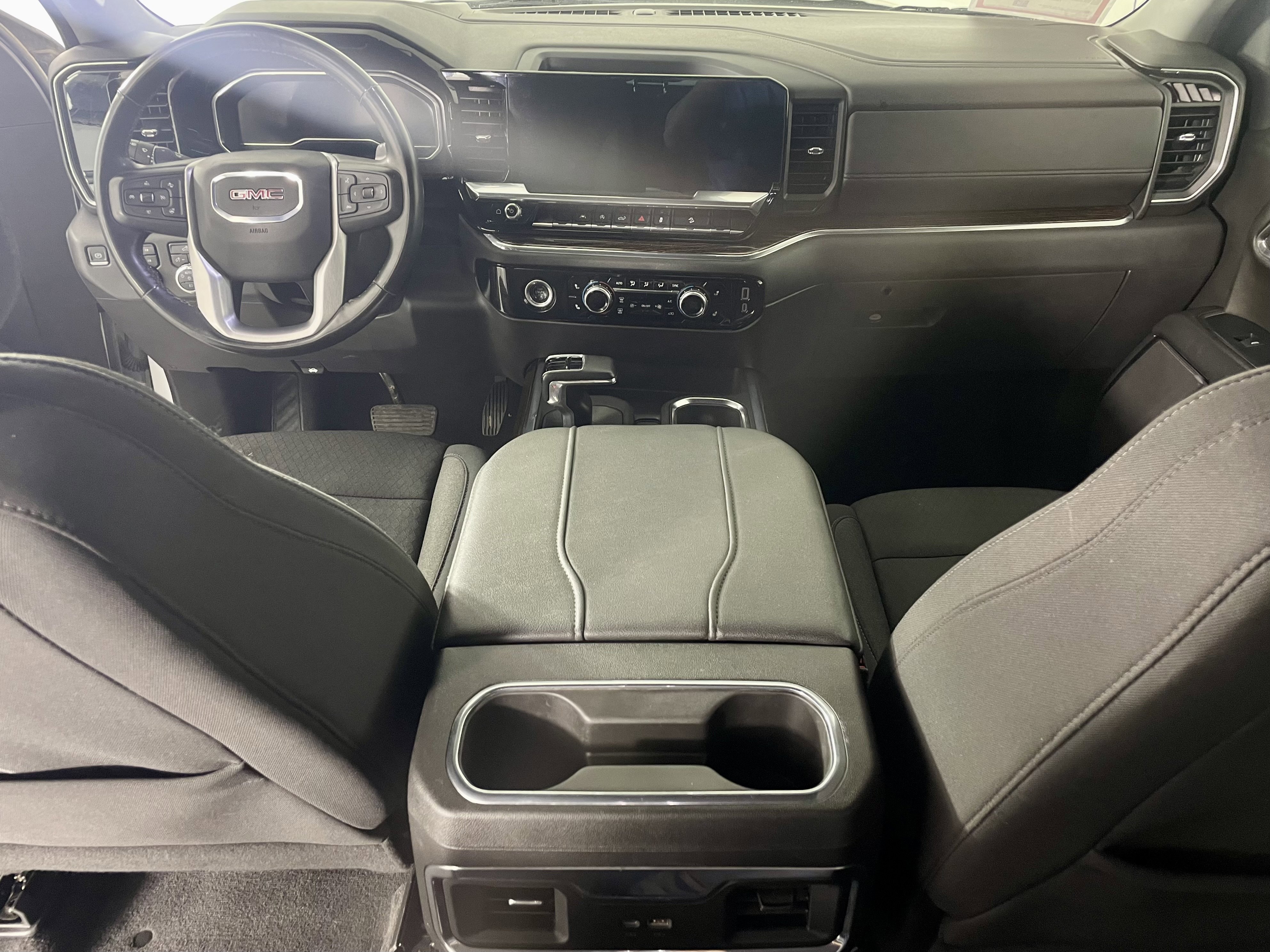 Used 2024 GMC Sierra 1500 Elevation w/ X31 Off-Road Package image 24