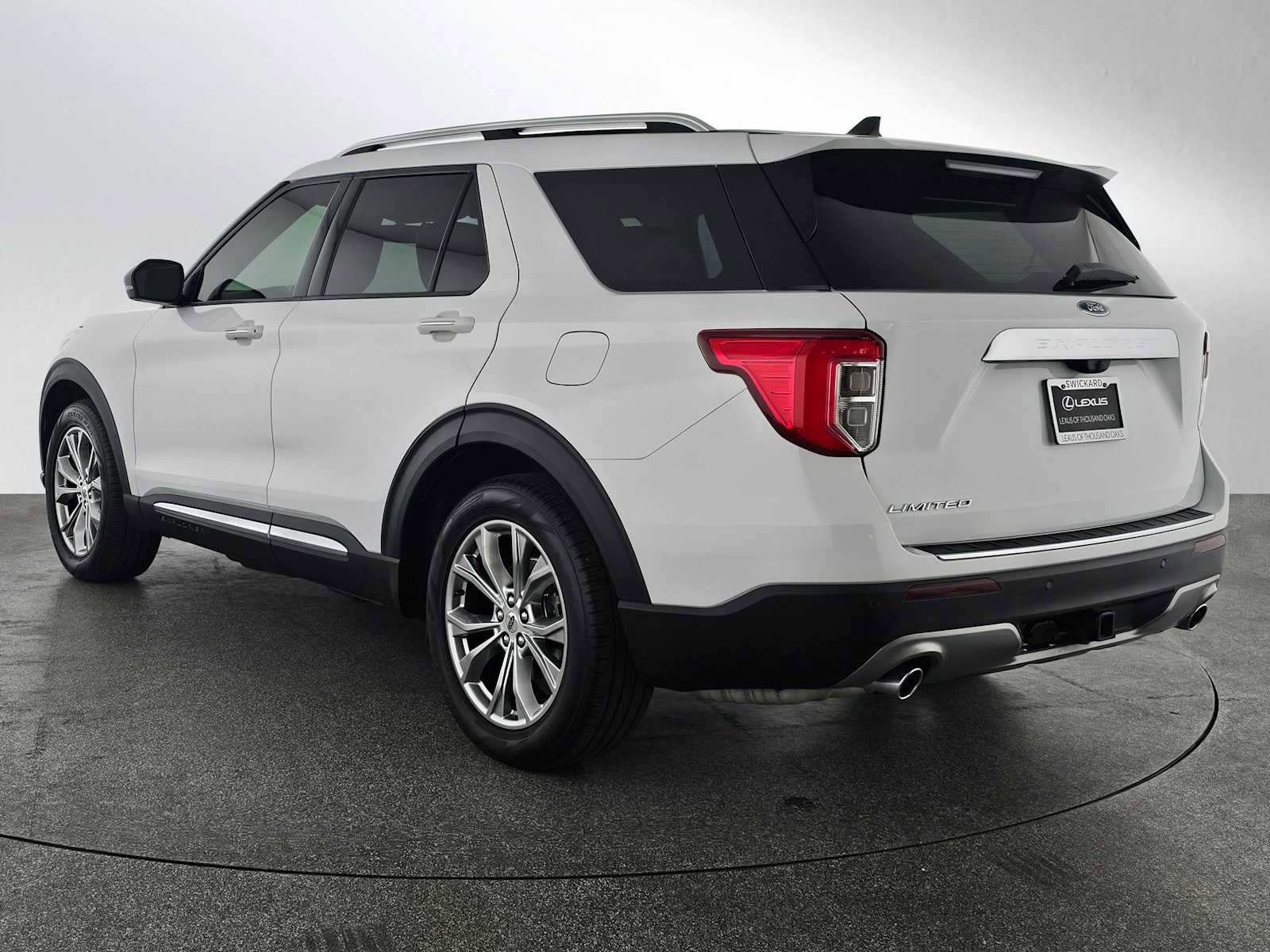 Used 2021 Ford Explorer Limited image 5