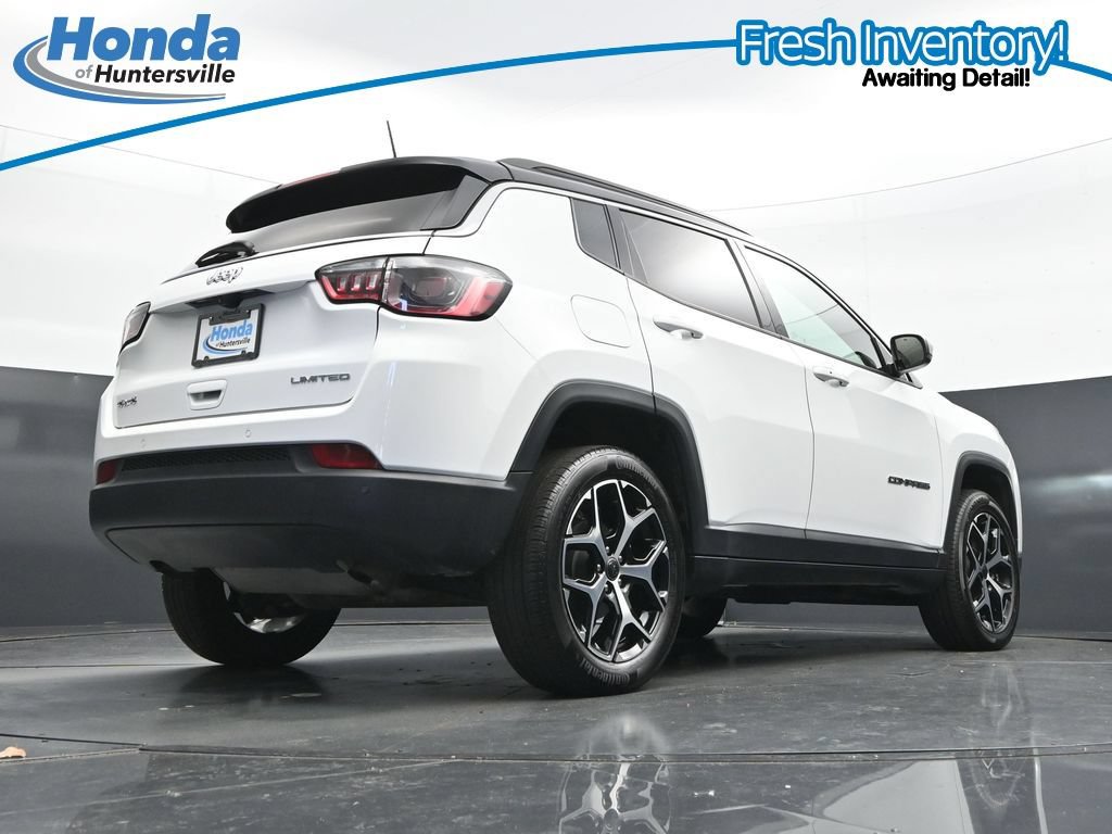 Used 2025 Jeep Compass Limited AWD/4WD image 33