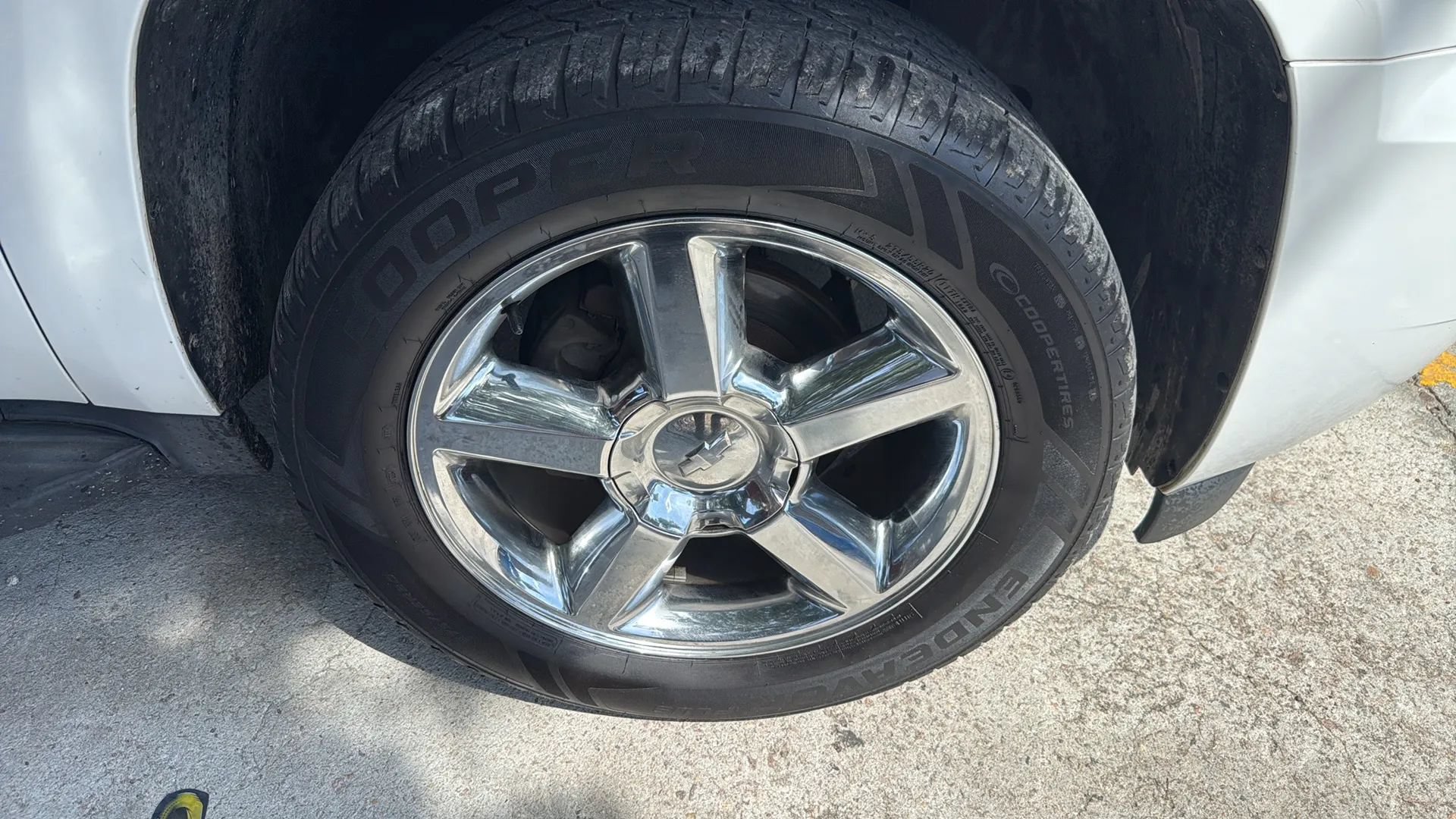 Used 2014 Chevrolet Suburban LTZ AWD/4WD image 53