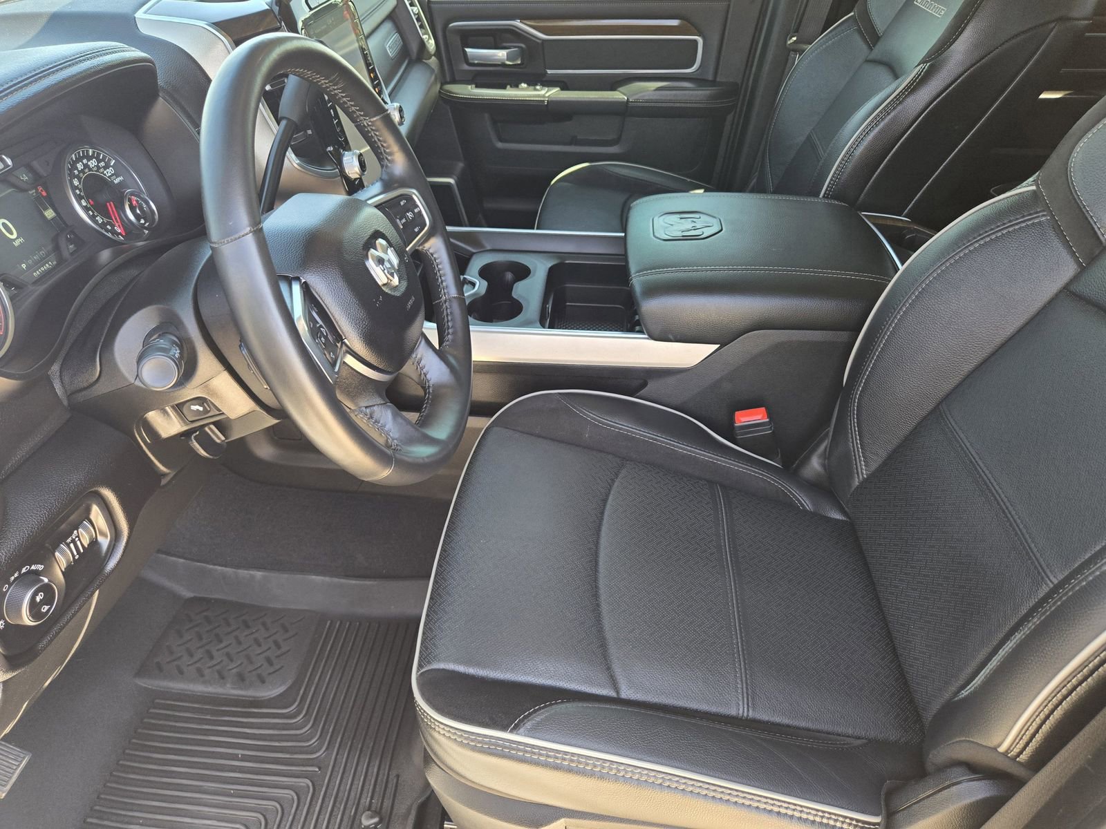 Used 2024 RAM 3500 Laramie w/ Towing Technology Group AWD/4WD image 16