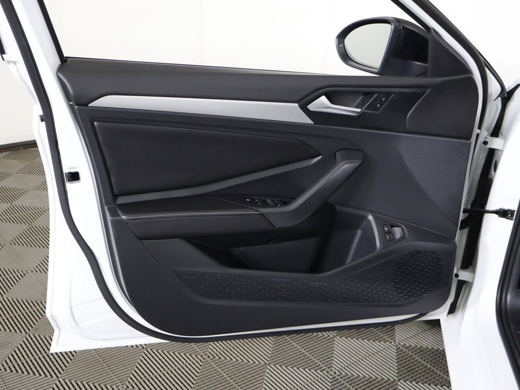 Used 2023 Volkswagen Jetta Sport FWD image 20